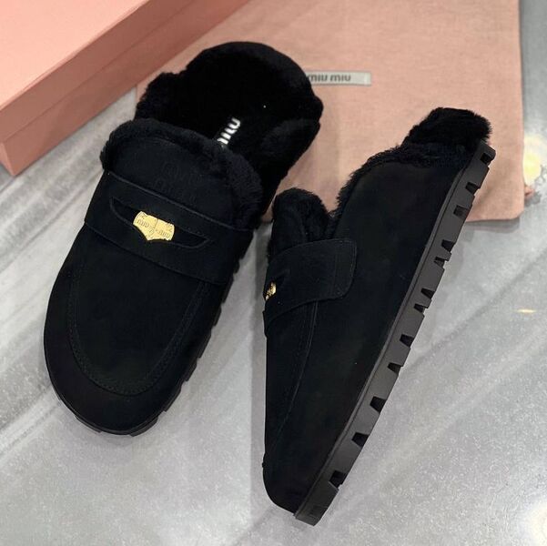 Сабо Miu Miu женский замша черный 129759