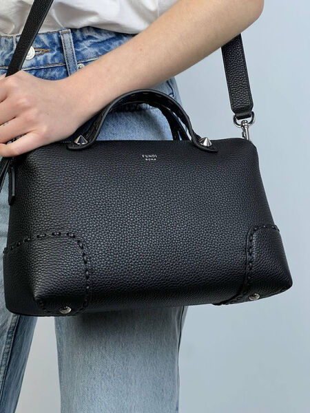 Сумка Fendi женский кожа черный 147792-3