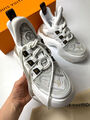 Кроссовки высокие Louis Vuitton женский кожа белый 109135-3