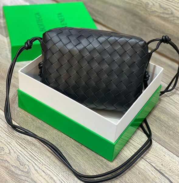 Сумка Bottega Veneta женский кожа черный 72586