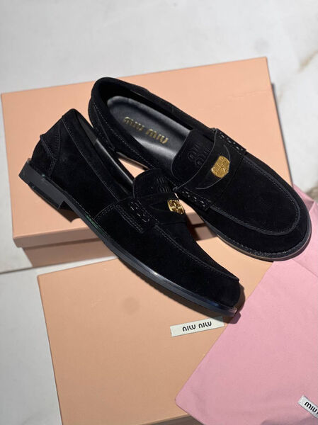 Лоферы Miu Miu женский замша черный 127958-2