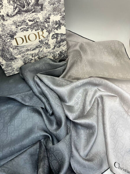 Платок Christian Dior женский шелк графитовый 197678