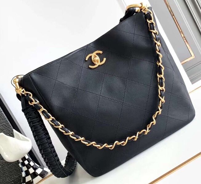 Сумка Chanel женский кожа черный 123257