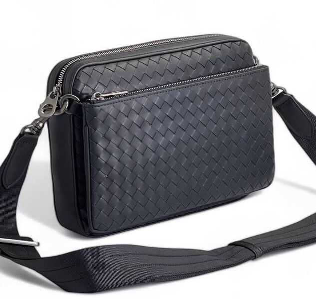 Мужская сумка мессенджер Bottega Veneta мужской кожа черный 150009