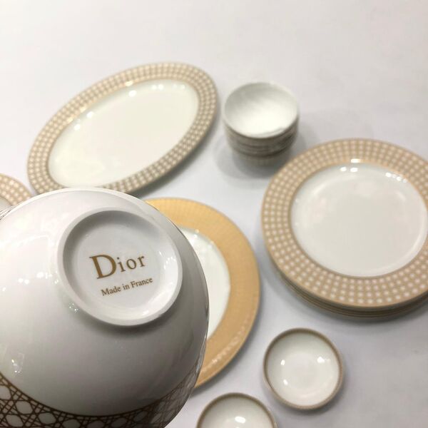 Столовый сервиз Dior 72164-9