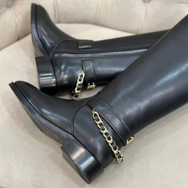 Сапоги Chanel женский кожа черный 162880-3