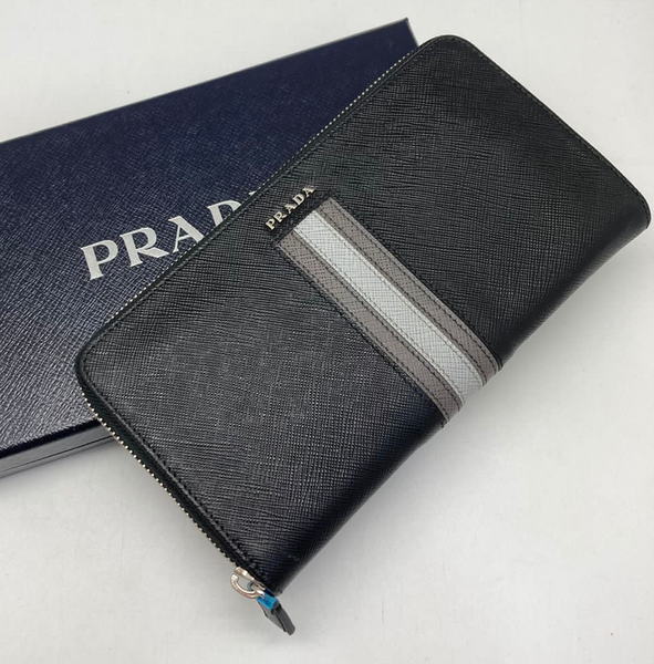 Кошелек Prada женский кожа бежевый 32130