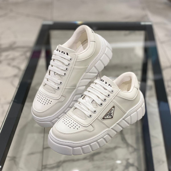 Кроссовки Prada женский кожа белый 36262-3