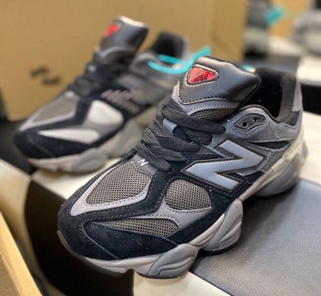 Кроссовки New Balance женский замша черный 110827