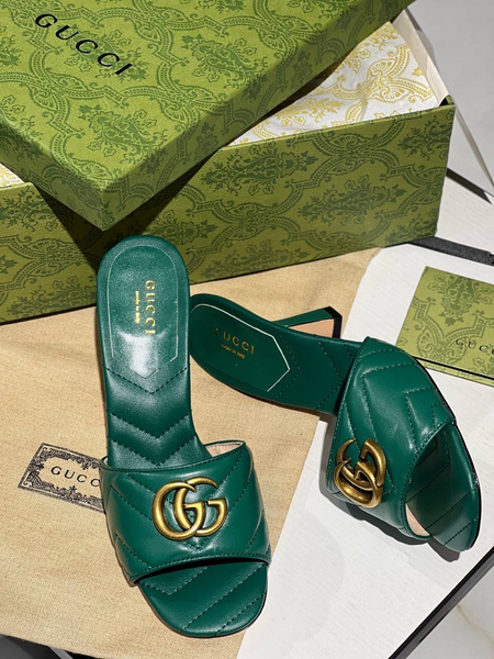 Босоножки Gucci женский кожа болотный 12260-2