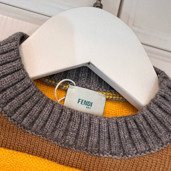 Детский свитер Fendi вязаная ткань 174581-3