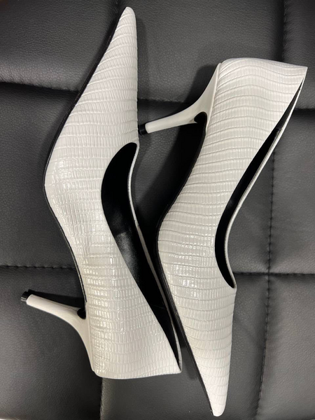 Туфли Balenciaga женский кожа белый 92821-3