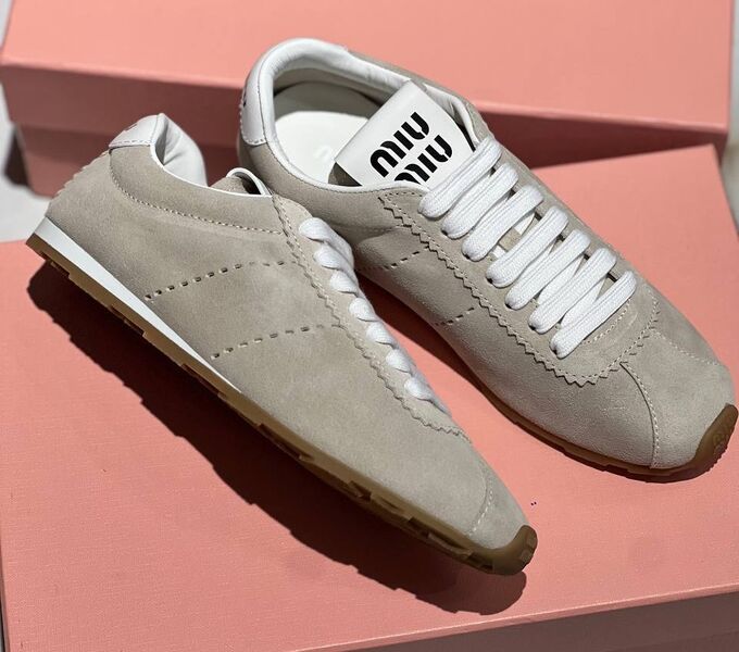Кроссовки Miu Miu женский замша бежевый 138640