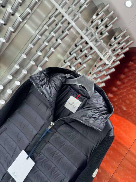 Мужская куртка Moncler мужской черный 161318-10