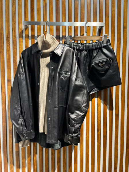 Куртка рубашка Prada женский кожа черный 123616-4