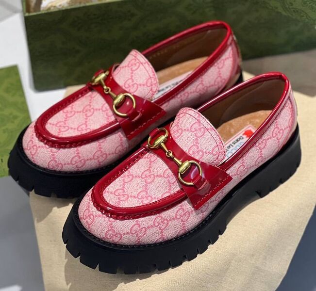 Лоферы Gucci женский текстиль розовый 104903