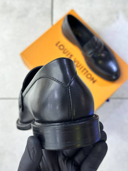 Мужские лоферы Louis Vuitton мужской кожа черный 174390-4