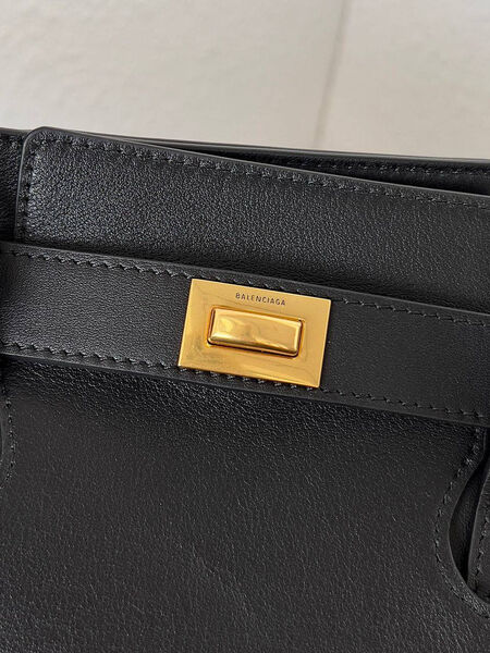 Сумка Balenciaga женский кожа черный 158402-4