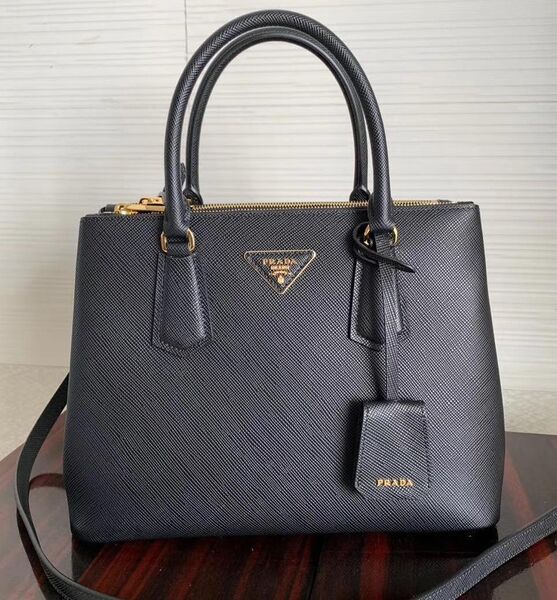 Сумка Prada женский кожа черный 77021
