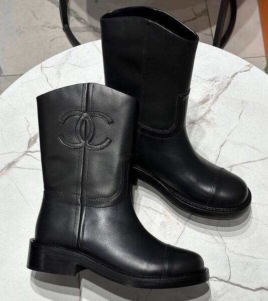 Сапоги Chanel женский кожа черный 166221
