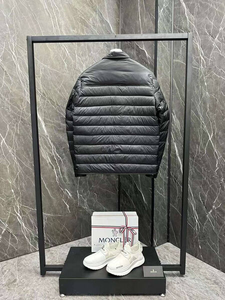 Мужская куртка Moncler мужской черный 167843-4