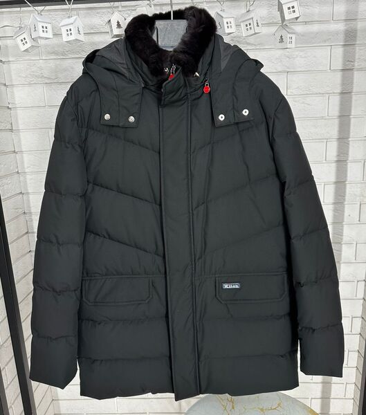 Мужской пуховик Kiton мужской черный 171232