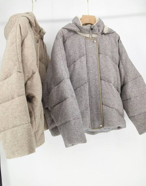 Куртка Loro Piana женский бежевый 38533-2