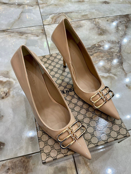 Туфли Balenciaga женский кожа бежевый 96910-2