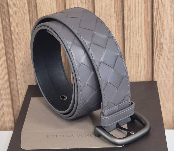 Мужской ремень Bottega Veneta мужской кожа графитовый 184880