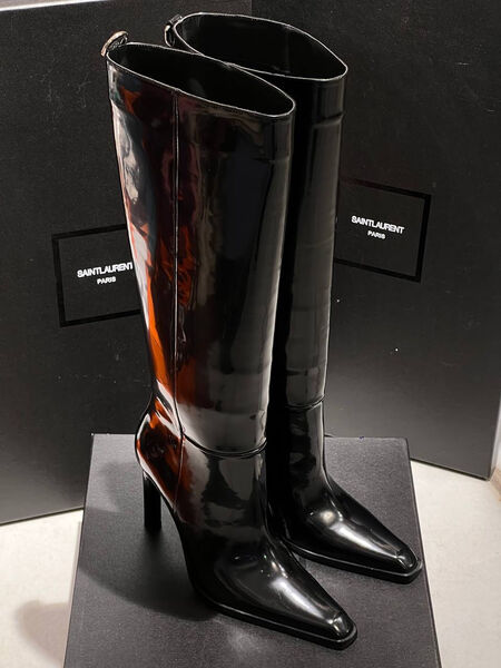 Сапоги Saint Laurent женский кожа черный 161784-2