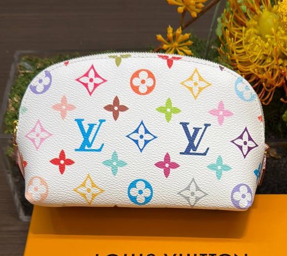 Косметичка Louis Vuitton женский кожа белый 174084