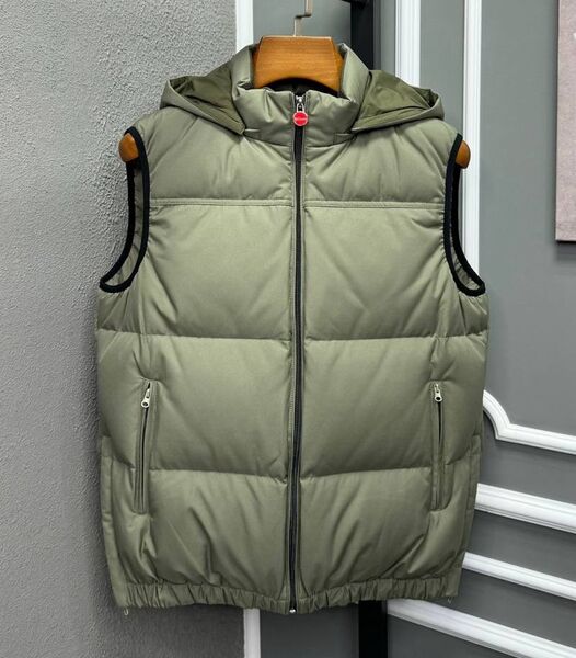 Мужской жилет Kiton мужской болотный 165450