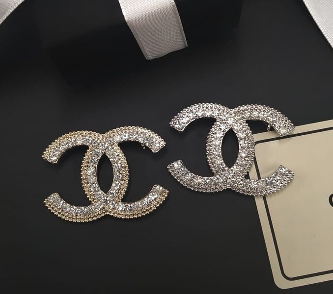 Брошь Chanel 10447