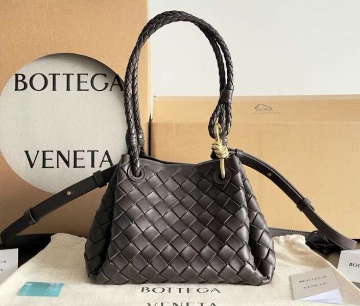 Сумка Bottega Veneta женский кожа черный 156322