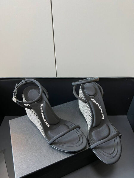 Босоножки Alexander Wang женский черный 116363-6