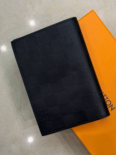 Обложка на паспорт Louis Vuitton мужской кожа черный 173774-3