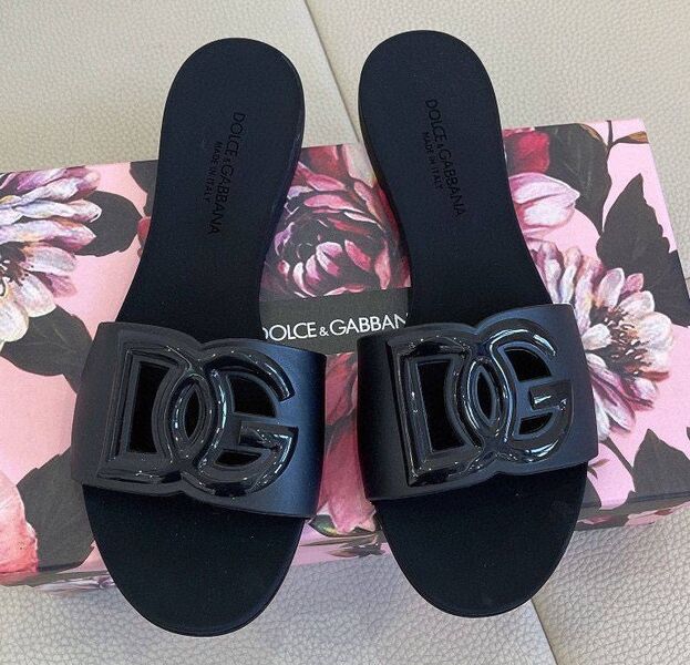 Шлепки Dolce & Gabbana женский кожа черный 147479