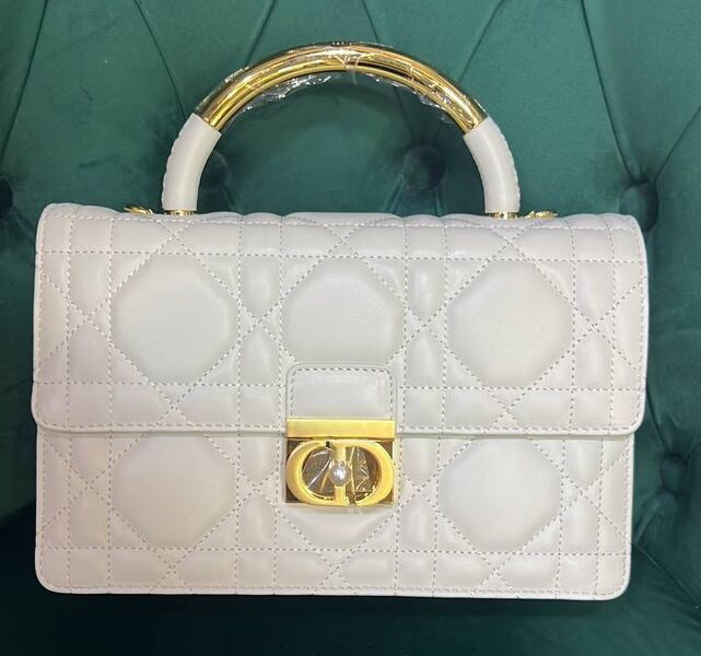 Сумка Christian Dior женский кожа белый 155097