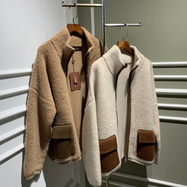 Куртка Loro Piana женский бежевый 38553-2