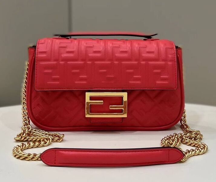 Сумка Fendi женский кожа бордовый 142100