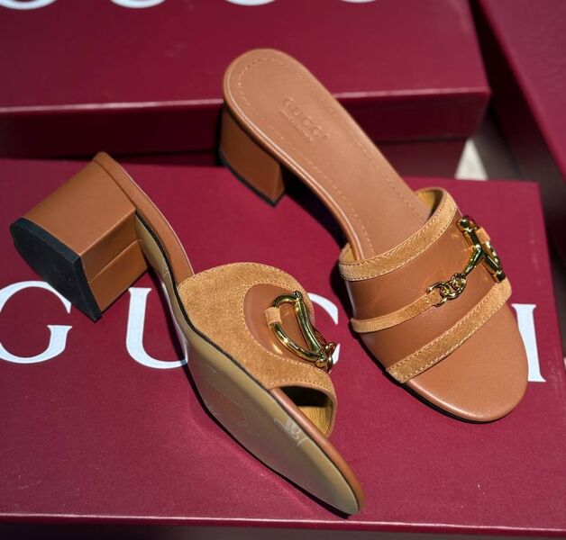 Шлепки Gucci женский кожа бежевый 190856
