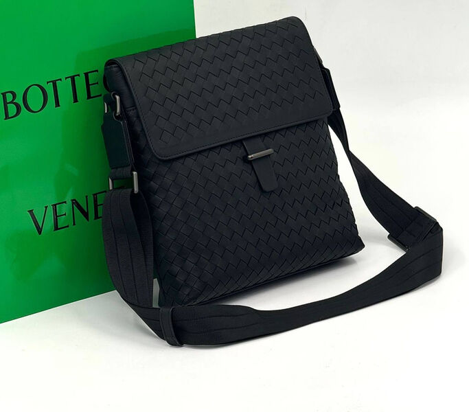 Мужская сумка мессенджер Bottega Veneta мужской кожа черный 200788-2