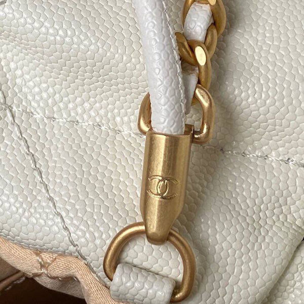Сумка Chanel 22 женский кожа белый 126351-7