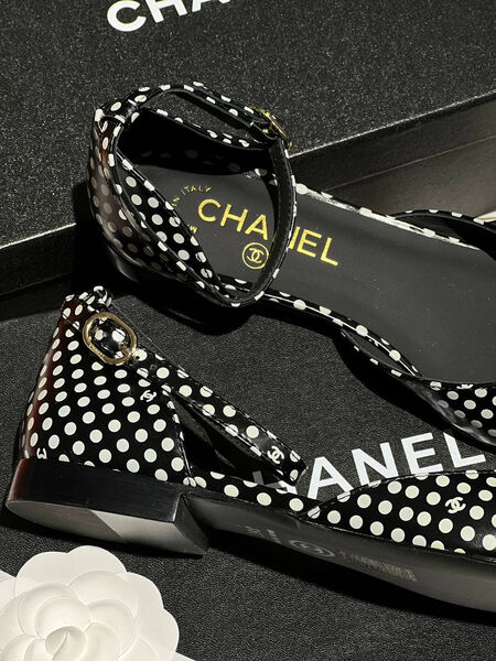 Балетки Chanel женский кожа черный 147782-4
