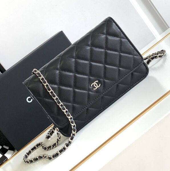 Сумка Chanel женский кожа черный 196543