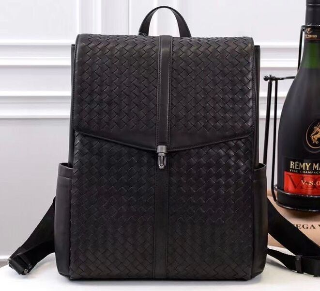 Мужская сумка-рюкзак Bottega Veneta мужской кожа черный 108399