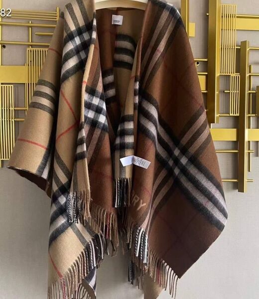 Пончо Burberry женский 162224
