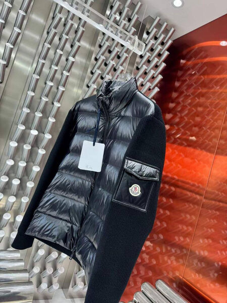 Мужская куртка Moncler мужской черный 160009-4