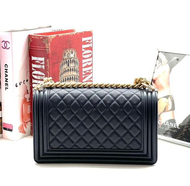 Сумка Chanel Boy женский кожа черный 101628-2