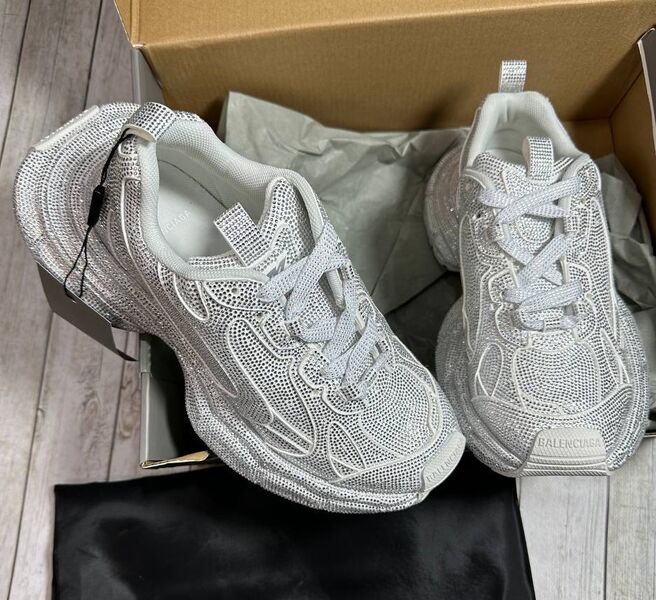 Кроссовки Balenciaga женский графитовый 137470